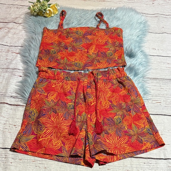 House of Harlow 1960 Tops - NWOT House of Harlow 1960 Red and Orange Tropical Print Linen Blend Set sz S